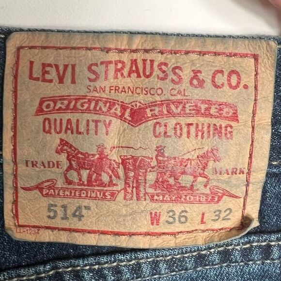 Levi’s 514 Zip Fly Slim Straight Jeans - Picture 8 of 11